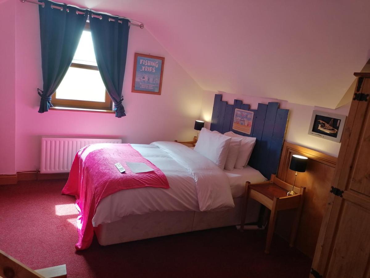 Carnately Lodge Ballycastle Bagian luar foto