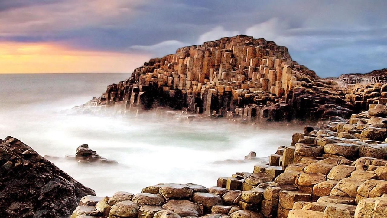 Carnately Lodge Ballycastle Bagian luar foto
